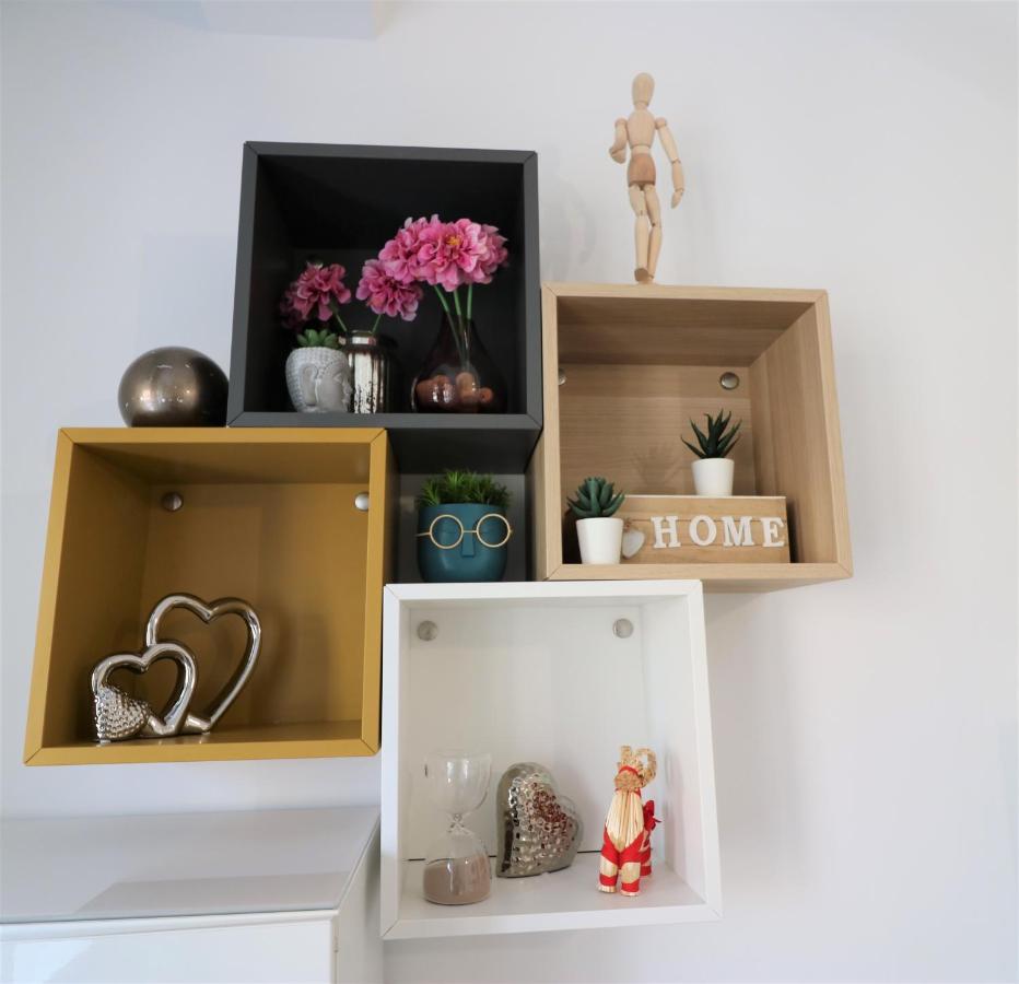 Lovely City Center Apartment - Free Minibar Bucharest Luaran gambar