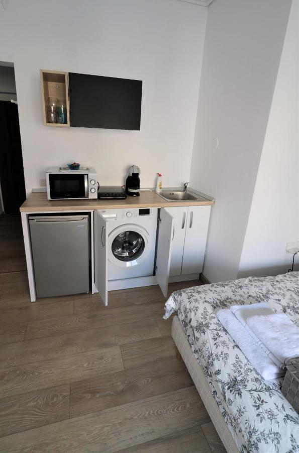 Lovely City Center Apartment - Free Minibar Bucharest Luaran gambar